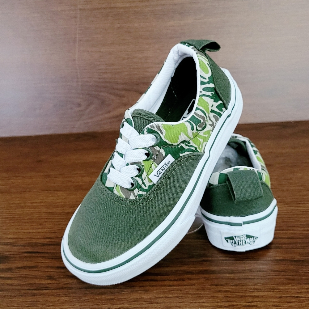 Vans Old Skool Slip-On Sneakers